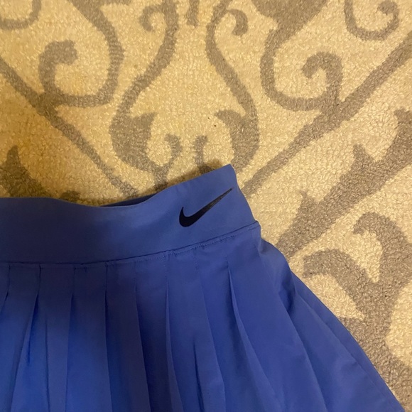 Nike tennis skirt - Picture 2 of 3